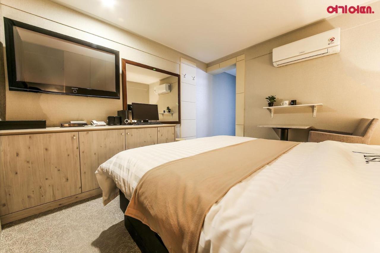 71 Street Motel Suwon Extérieur photo