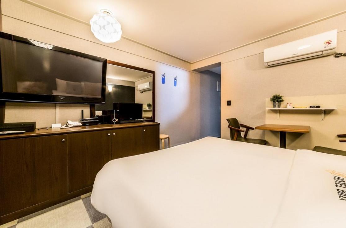 71 Street Motel Suwon Extérieur photo